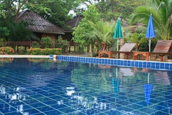 FaaSai Resort and Spa-Thailand pool and bungalows