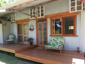Fig Tree Retro Studio – Eco-friendly and on Acreage – Australia Fig Tree Retro Studio – Eco-friendly and on Acreage – Australia
